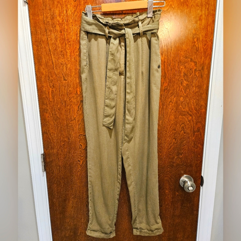 Olive Green High-Waisted Tie-Belt Pants